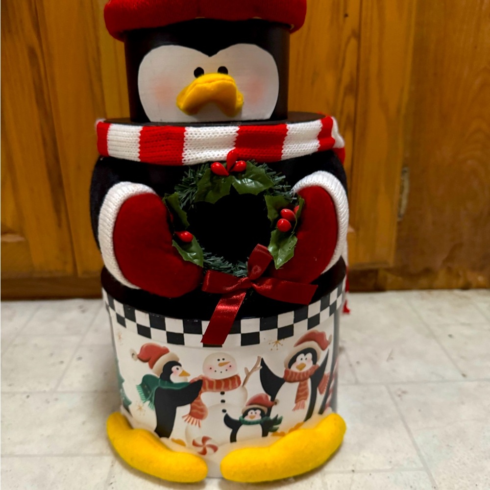Holiday Stackable Penquin